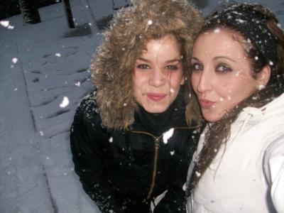Andrea Jur y Pili nos ense&ntilde;an la nevada
